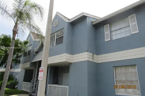 17580 NW 67th Pl # 1, Hialeah FL 33015