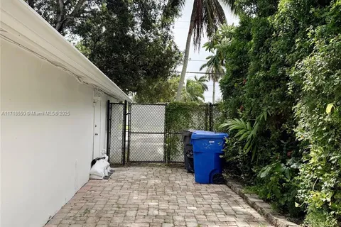 1163 Johnson St # 1163, Hollywood FL 33019