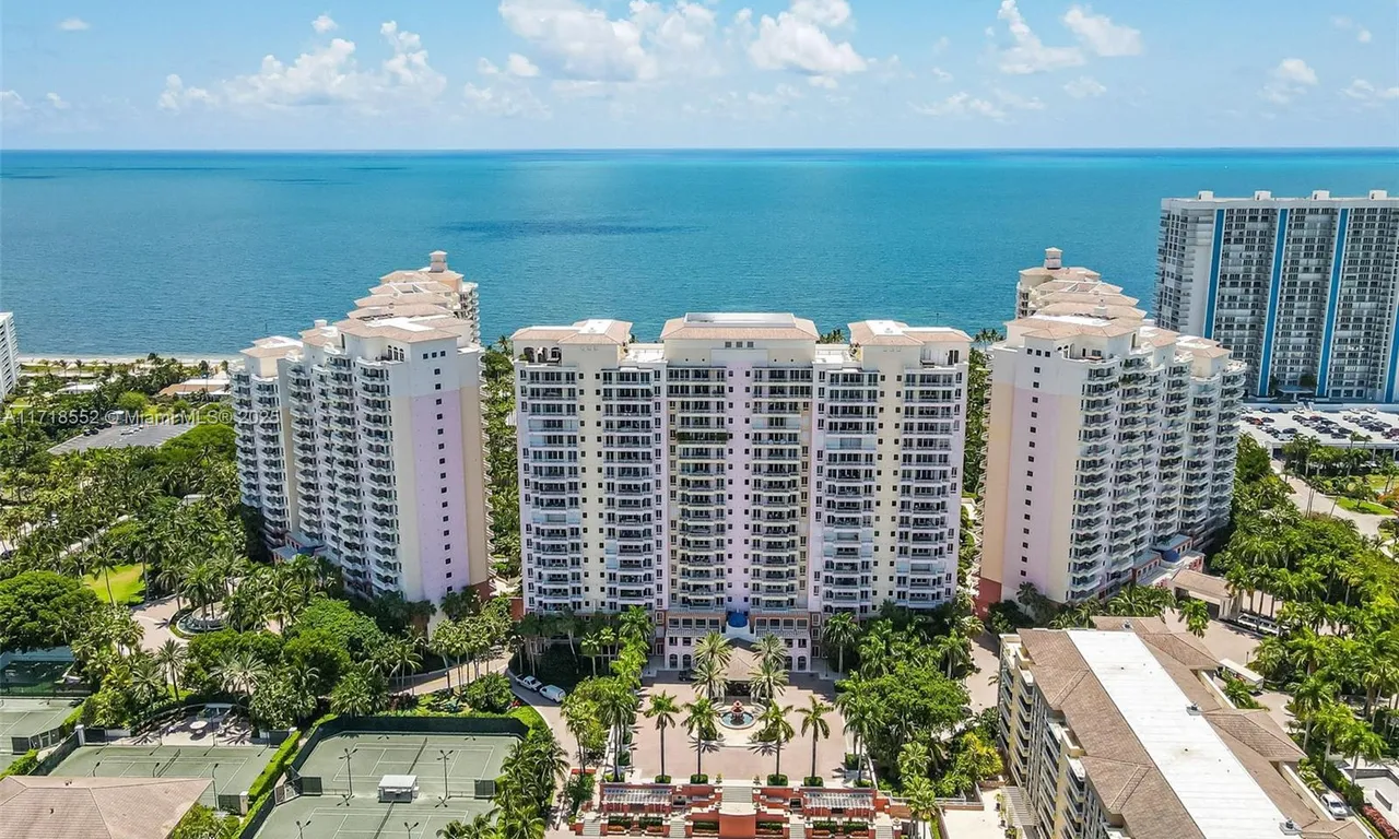 781 Crandon Blvd # 106, Key Biscayne FL 33149