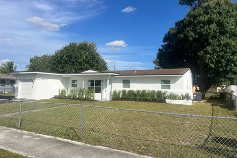 17411 NW 46th Ave, Miami Gardens FL 33055