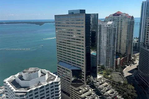 950 Brickell Bay Dr # 3505, Miami FL 33131