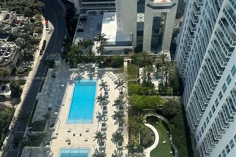 950 Brickell Bay Dr # 3505, Miami FL 33131