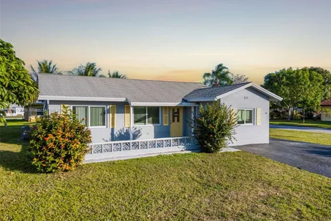 7006 NW 92nd Ave, Tamarac FL 33321