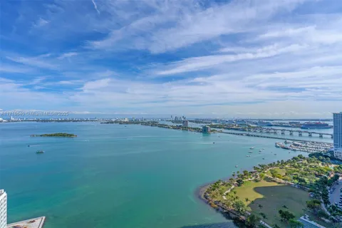 2020 N Bayshore Dr # 3202, Miami FL 33137