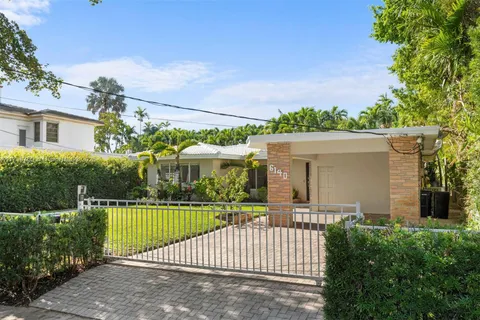 6140 Pine Tree Drive, Miami Beach FL 33140