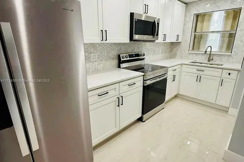 300 Layne Blvd # 110, Hallandale Beach FL 33009