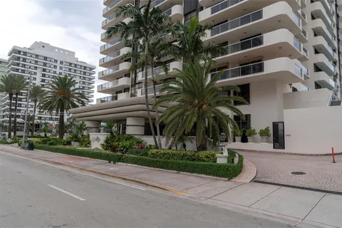 5757 Collins Ave # 1604, Miami Beach FL 33140