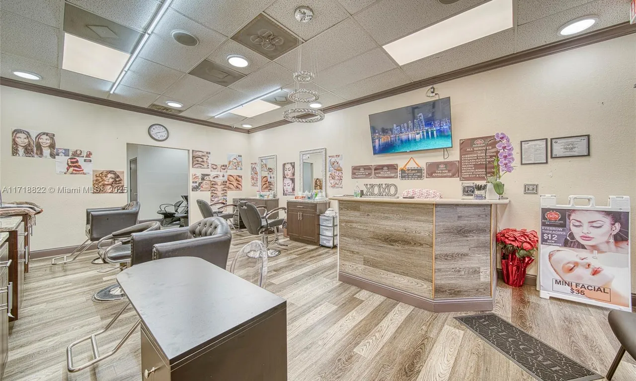 Beauty Cafe Salon For Sale In Sunrise, Sunrise FL 33323