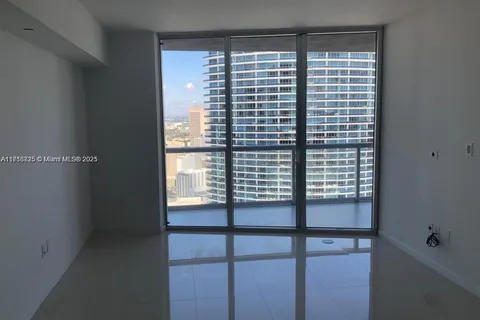 465 Brickell Ave # 4404, Miami FL 33131