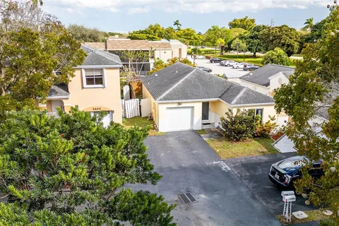 4450 SW 72nd Way # 4450, Davie FL 33314