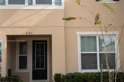 2183 COOPER BELL PL # 2183, Kissimmee FL 34747