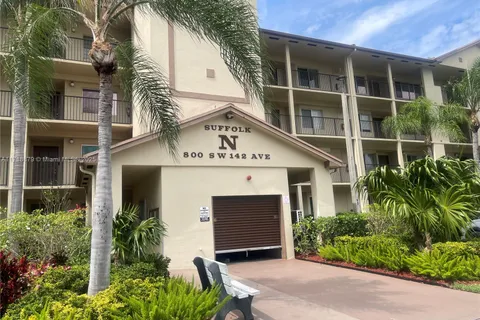 800 SW 142nd Ave # 209N, Pembroke Pines FL 33027