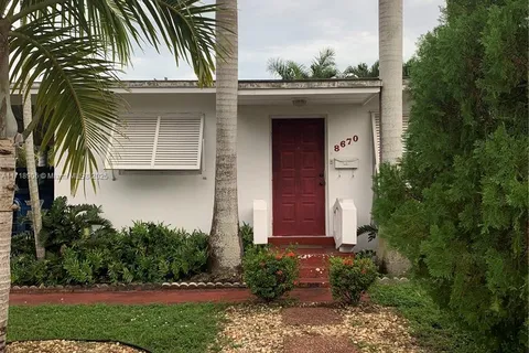 8670 SW 28th St, Miami FL 33155