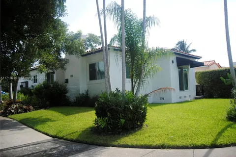 2235 SW 23rd Ave, Miami FL 33145