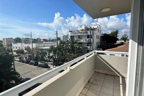 7735 Abbott Ave # 4F, Miami Beach FL 33141