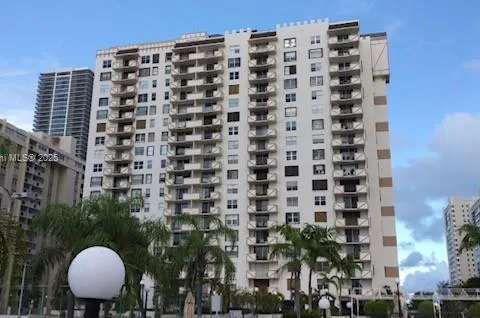 1865 S Ocean Dr # 3N, Hallandale Beach FL 33009