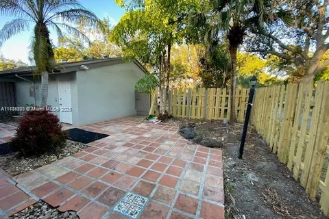 11423 SW 110 Lane # 11423, Miami FL 33176