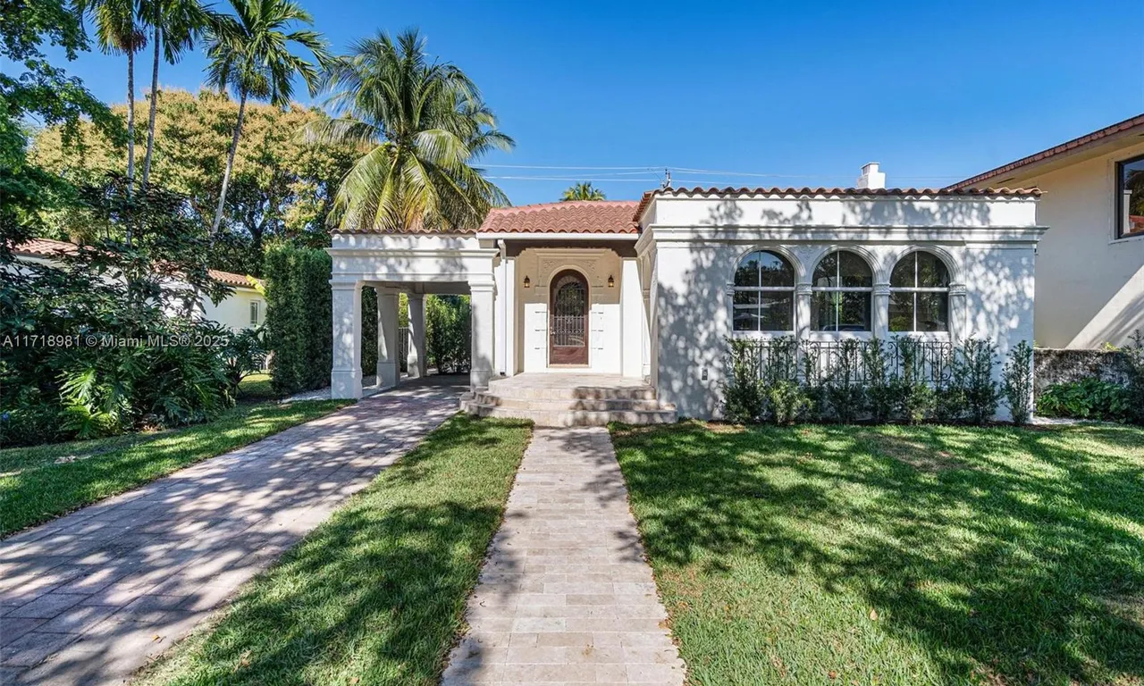 1023 Venetia Ave, Coral Gables FL 33134