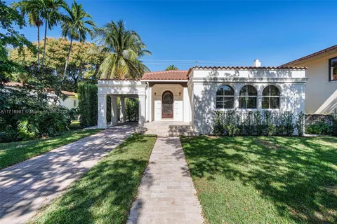 1023 Venetia Ave, Coral Gables FL 33134