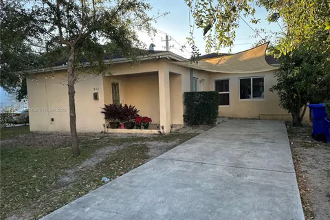 513 NW 77th ST # 513, Miami FL 33150