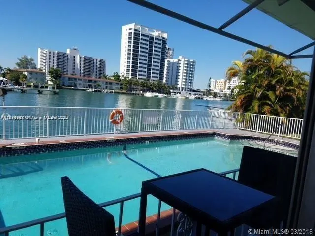 7920 East Dr # 6, North Bay Village FL 33141