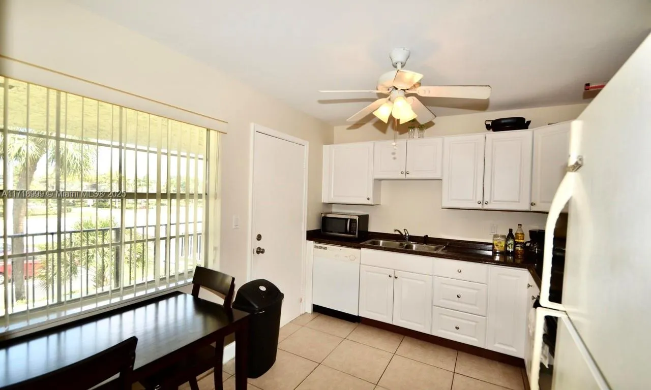 8900 W SAMPLE ROAD # 204, Coral Springs FL 33065