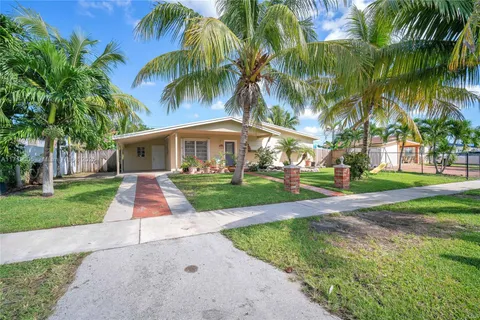 12625 SW 185th Ter, Miami FL 33177