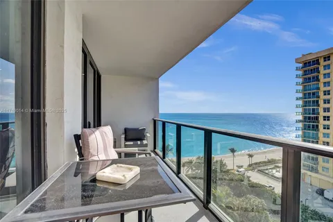 2301 S Ocean Dr # 1007, Hollywood FL 33019