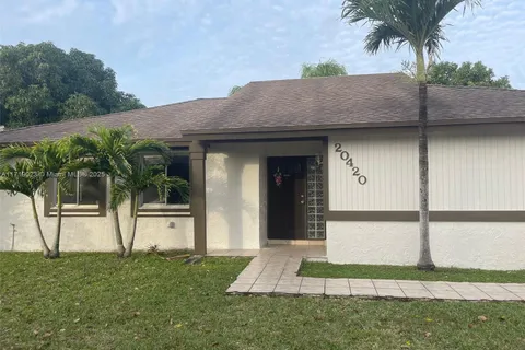 20420 SW 124th Pl, Miami FL 33177