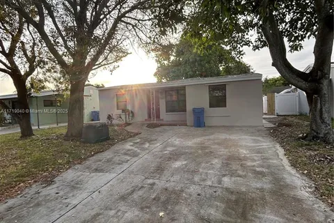 5465 NE 3rd Ave # 0, Oakland Park FL 33334