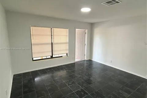 5465 NE 3rd Ave # 0, Oakland Park FL 33334