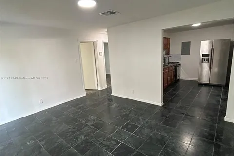 5465 NE 3rd Ave # 0, Oakland Park FL 33334