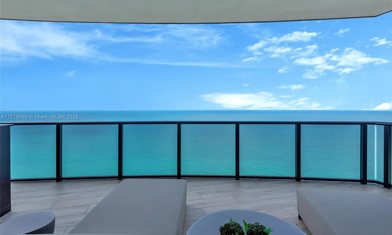 18555 Collins Ave # 4705, Sunny Isles Beach FL 33160