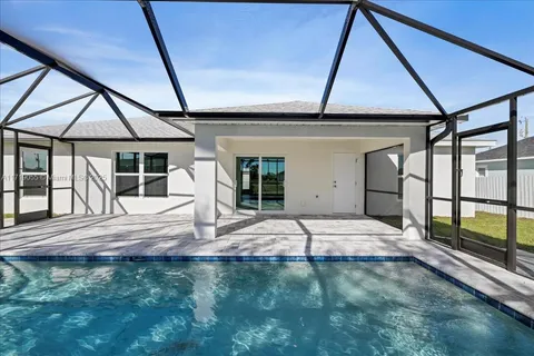 624 NW 15th ST, Cape Coral FL 33993