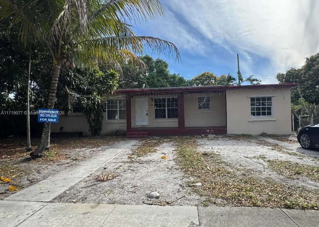 1632 NE 159th St, North Miami Beach FL 33162