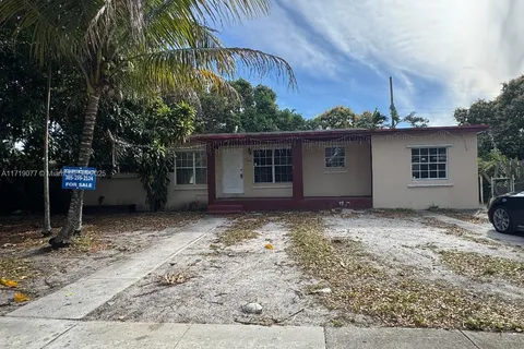 1632 NE 159th St, North Miami Beach FL 33162