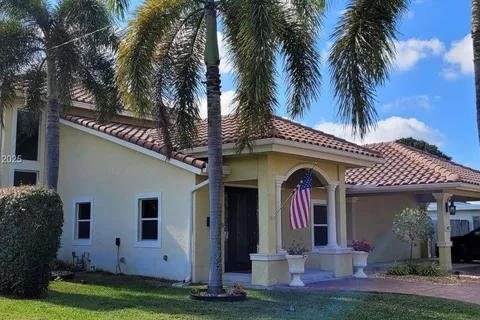 3422 Mckinley St, Hollywood FL 33021