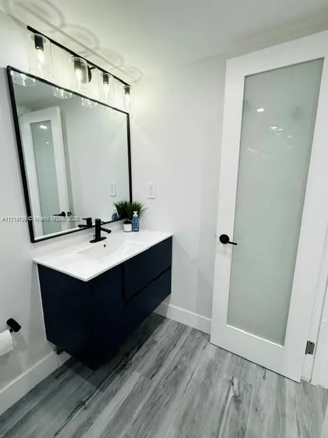 345 Ocean Dr # 325, Miami Beach FL 33139