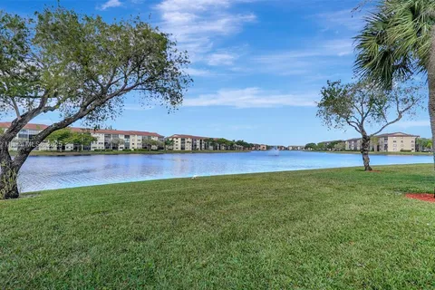 13800 SW 14th St # 210C, Pembroke Pines FL 33027