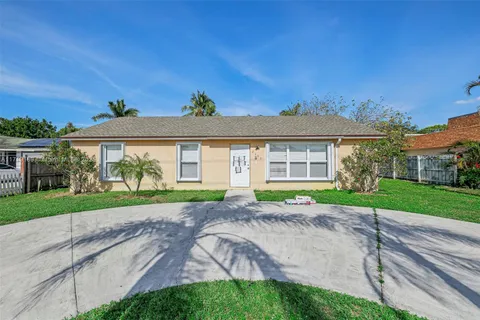 2685 Hypoluxo Rd, Lake Worth FL 33462