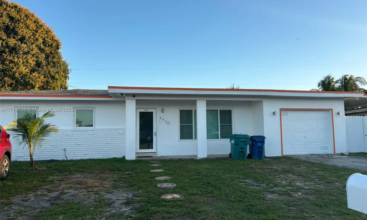 4430 NW 175th St, Miami Gardens FL 33055