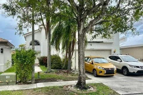 17319 SW 22nd St, Miramar FL 33029