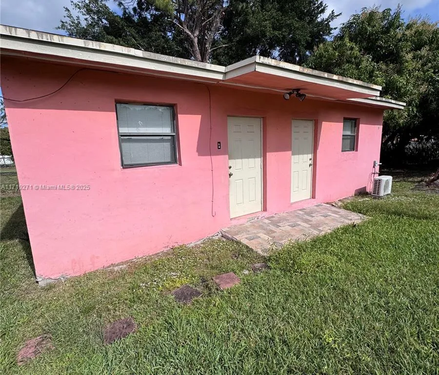 17747 NW 18th Ave, Miami Gardens FL 33056
