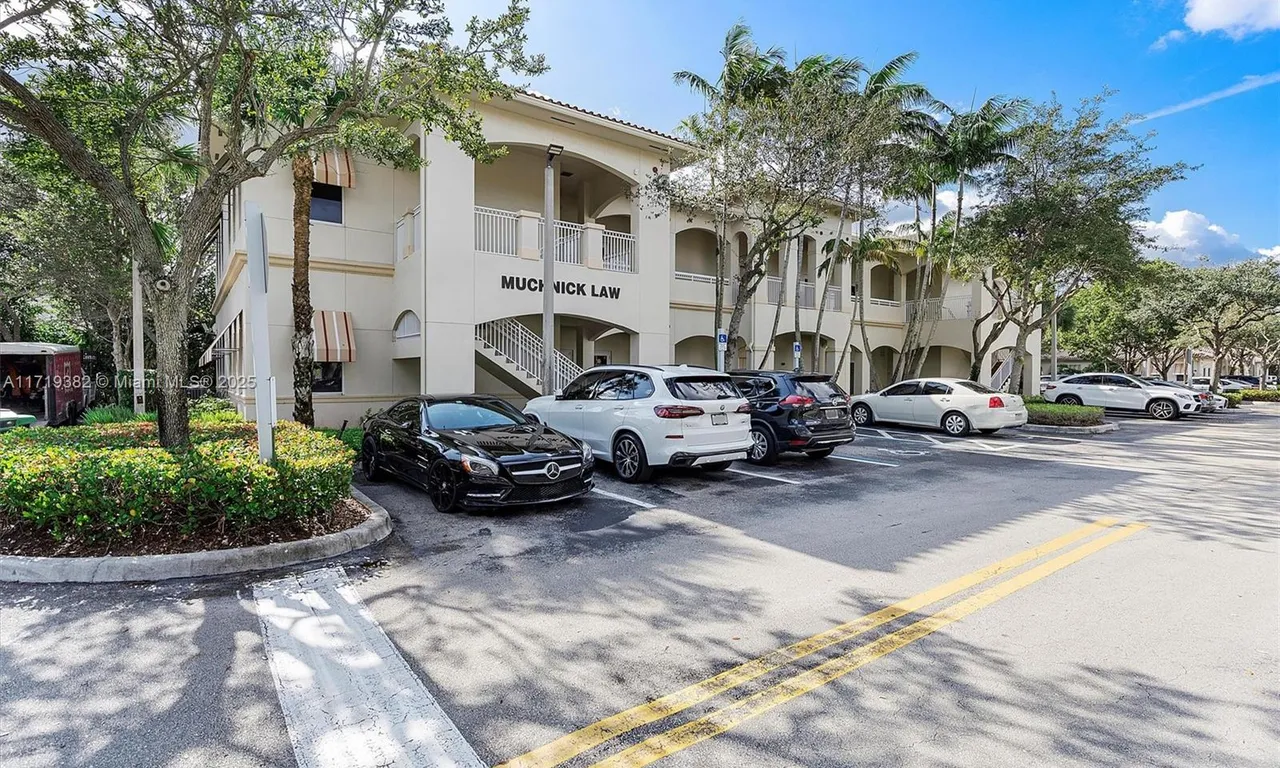 2883 Executive Park Dr # 200, Weston FL 33331