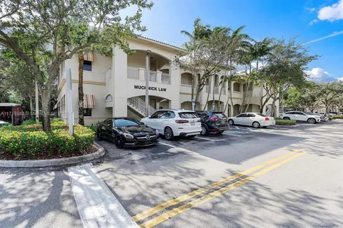 2883 Executive Park Dr # 200, Weston FL 33331