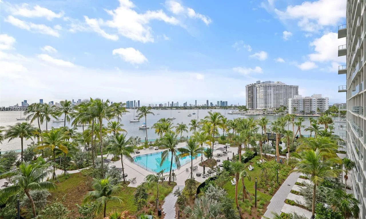 1504 Bay Rd # 1108, Miami Beach FL 33139