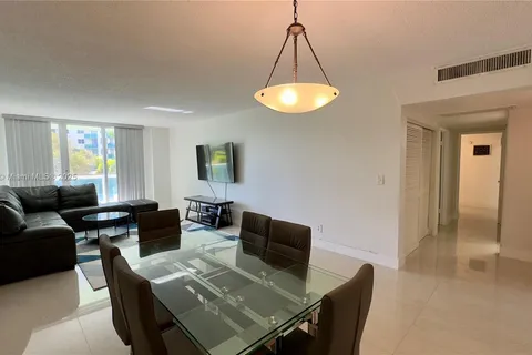 19380 Collins Ave # 227, Sunny Isles Beach FL 33160