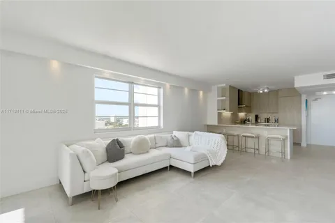 100 Lincoln Rd # 1411, Miami Beach FL 33139