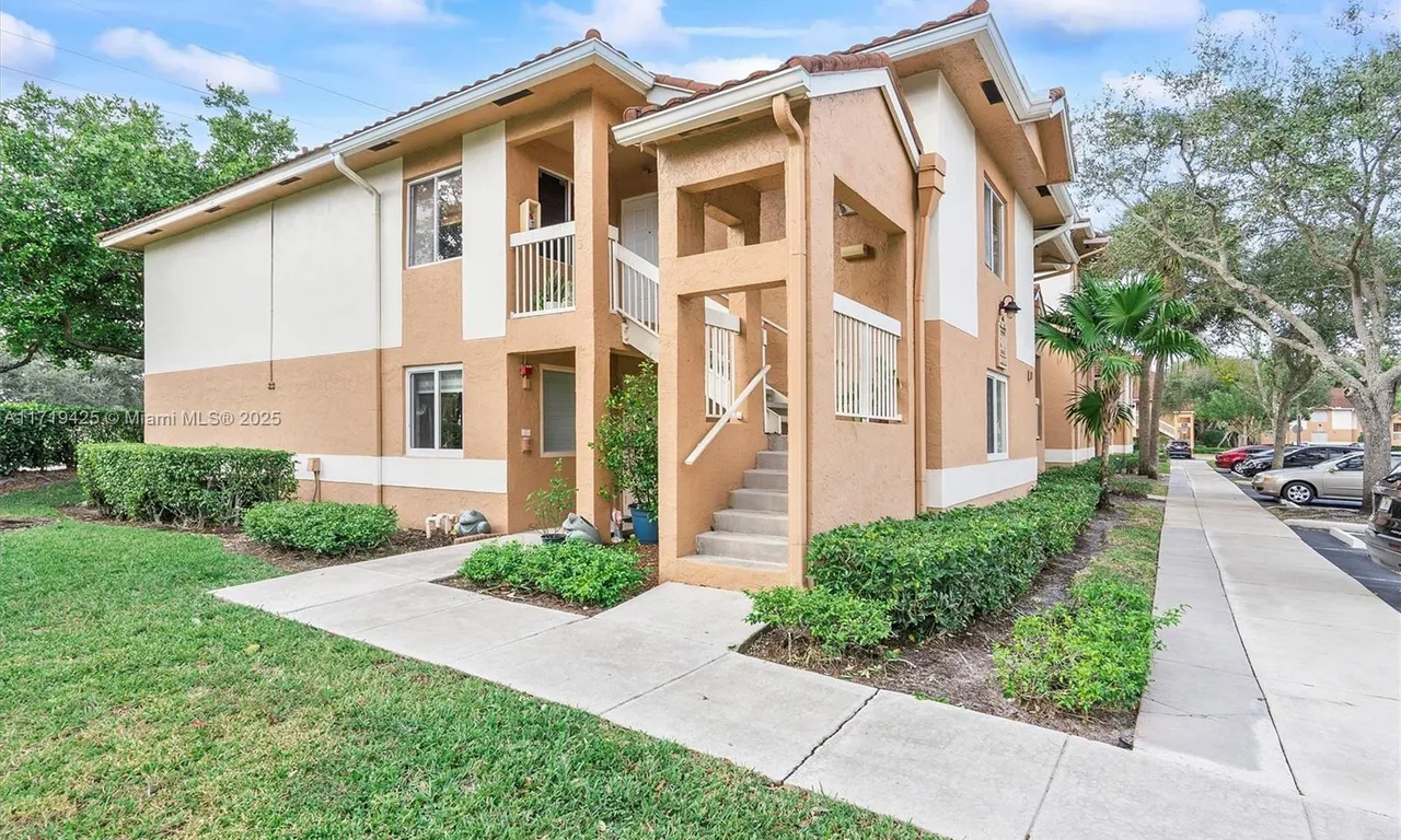 723 NW 92nd Ave # 723, Plantation FL 33324