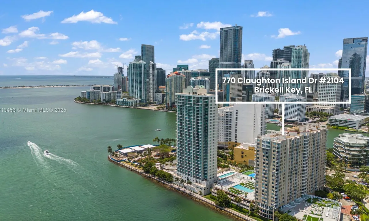 770 CLAUGHTON ISLAND DR # 2104, Miami FL 33131